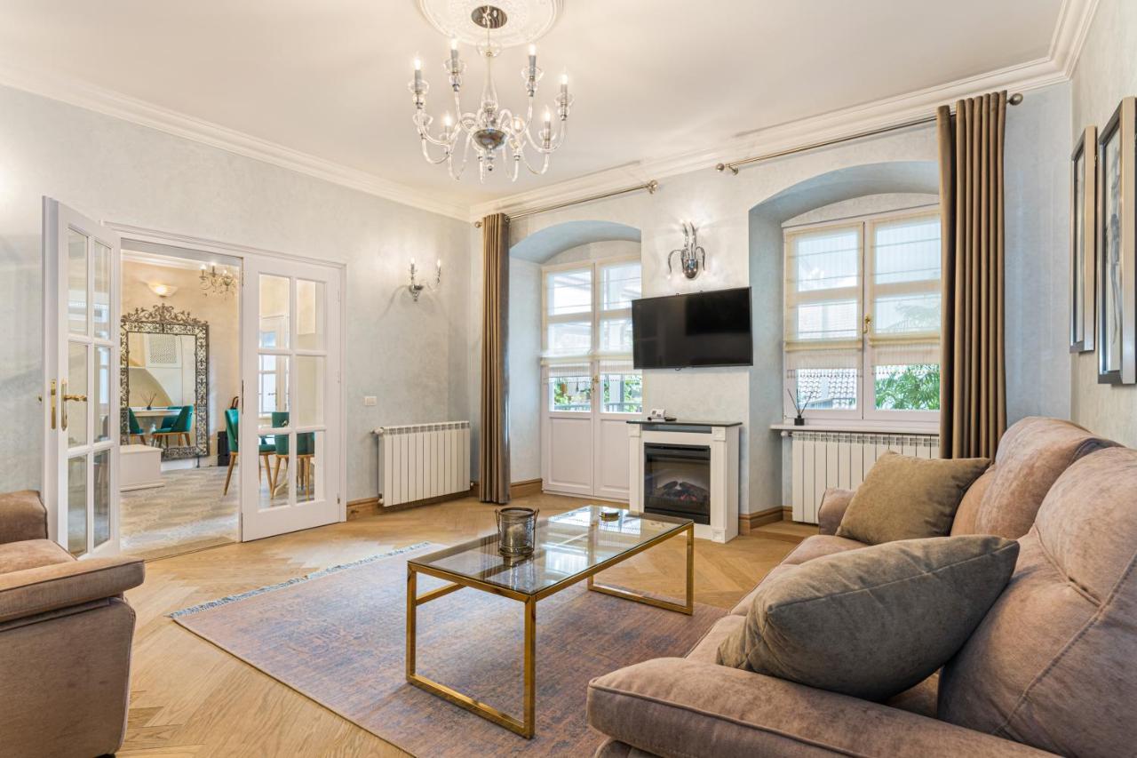 Krone Apartment 布拉索夫 外观 照片