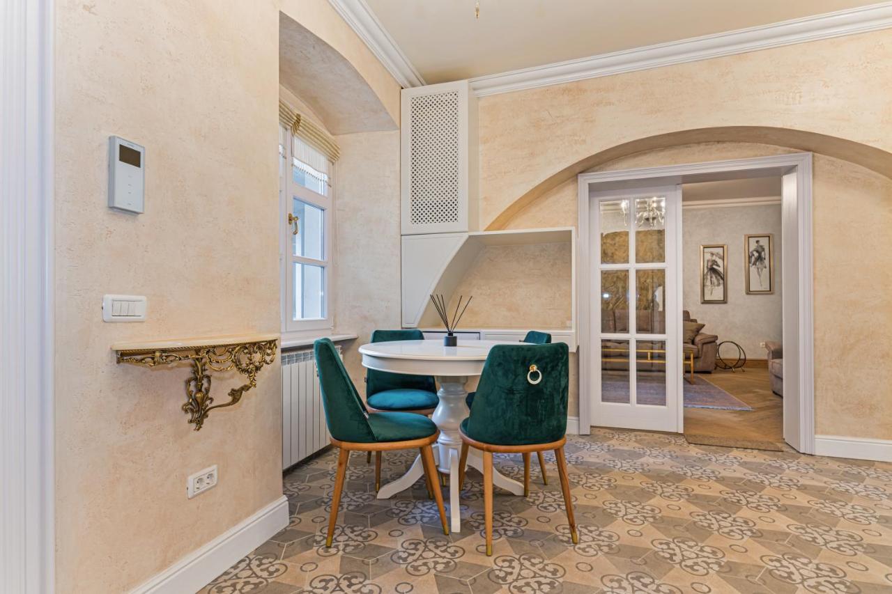 Krone Apartment 布拉索夫 外观 照片
