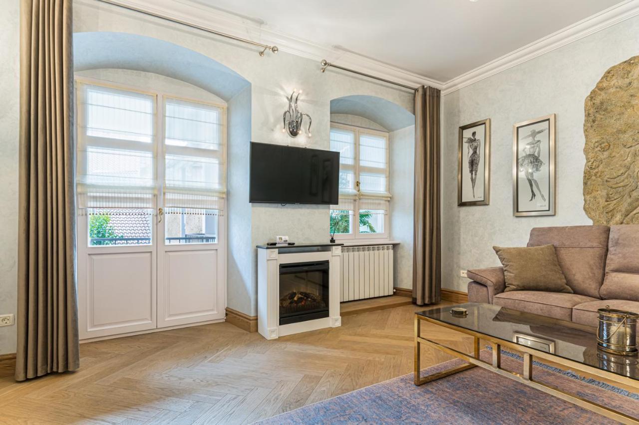 Krone Apartment 布拉索夫 外观 照片
